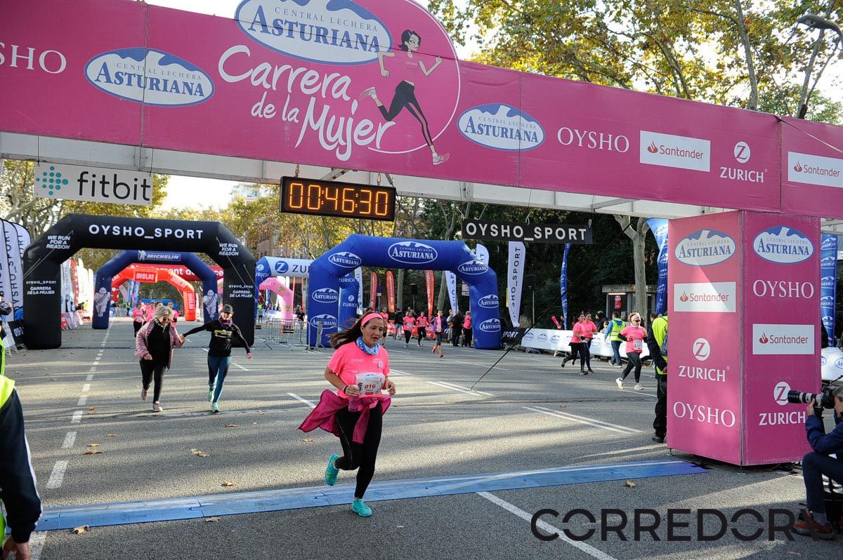 Llegada de la Carrera de la Mujer de Barcelona (ARCO IZQUIERDO 7)