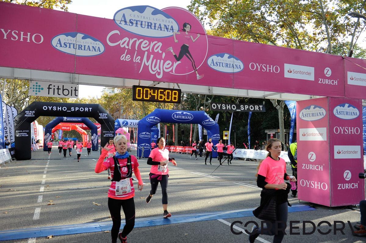 Llegada de la Carrera de la Mujer de Barcelona (ARCO IZQUIERDO 7)
