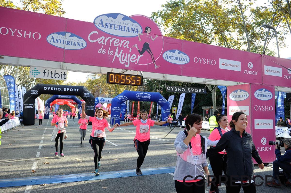 Llegada de la Carrera de la Mujer de Barcelona (ARCO IZQUIERDO 20)