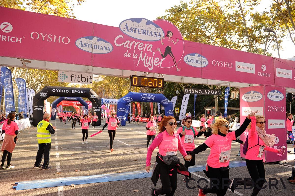Llegada de la Carrera de la Mujer de Barcelona (ARCO IZQUIERDO 29)