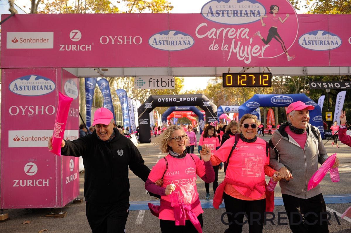 Llegada de la Carrera de la Mujer de Barcelona (ARCO IZQUIERDO 67)