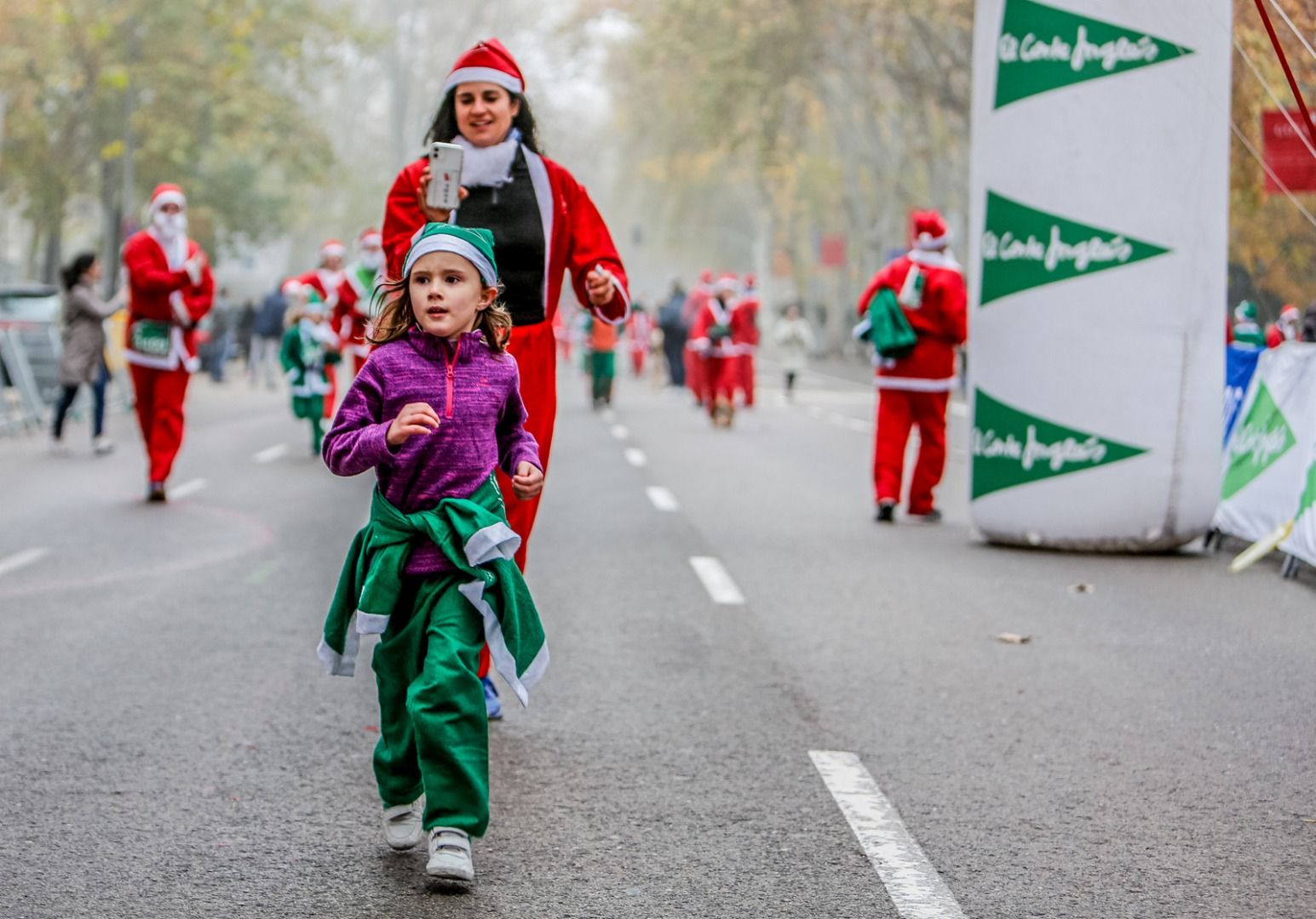 Fotos de la Carrera de El Corte Inglés Papá Noel 2019 – 1
