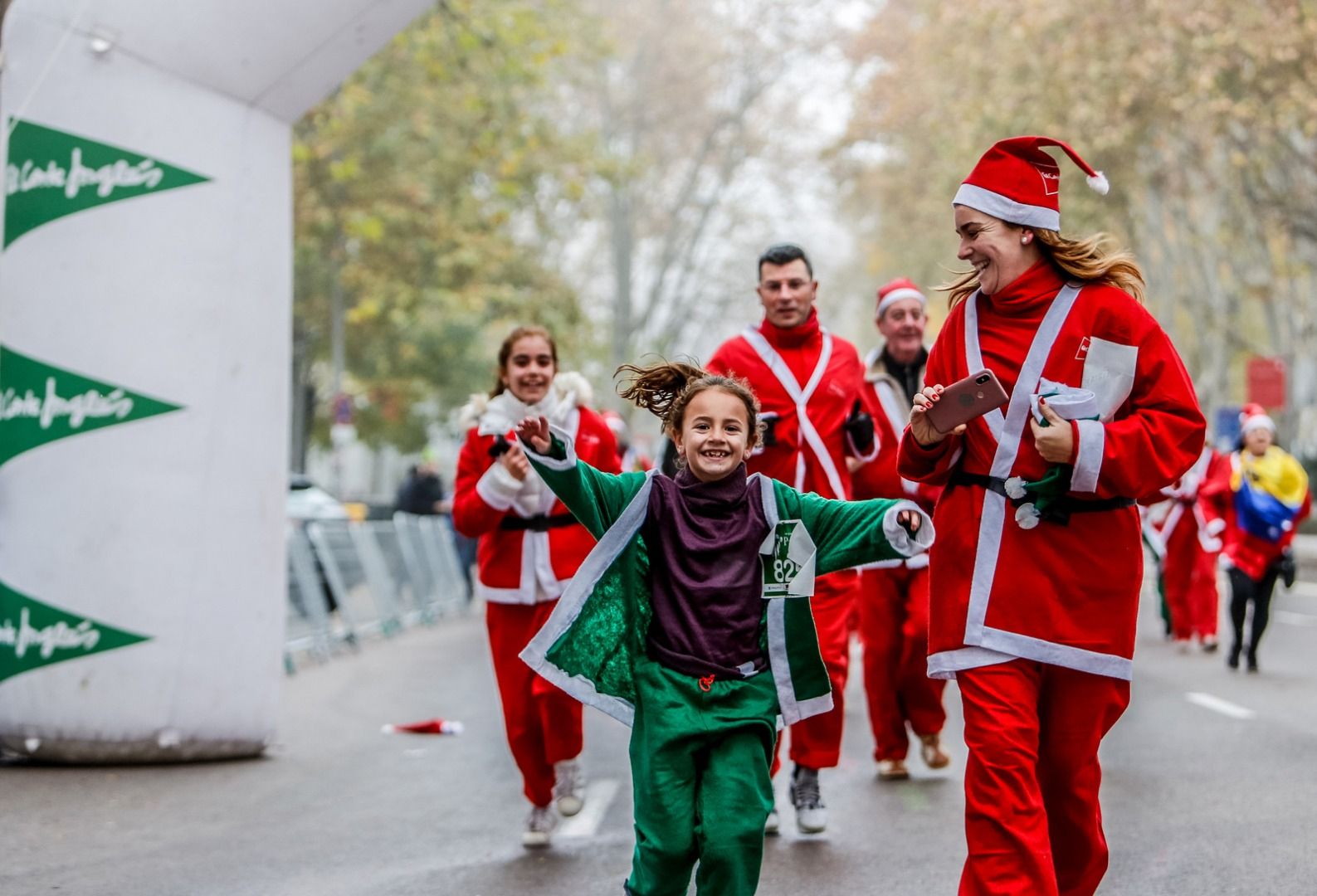 Fotos de la Carrera de El Corte Inglés Papá Noel 2019 – 3