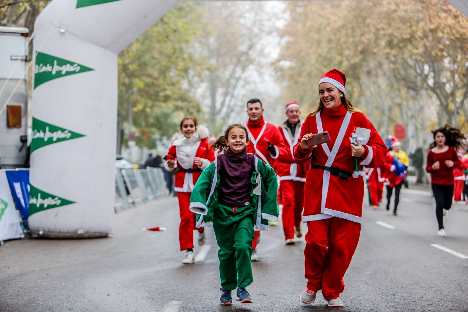 Fotos de la Carrera de El Corte Inglés Papá Noel 2019 – 3