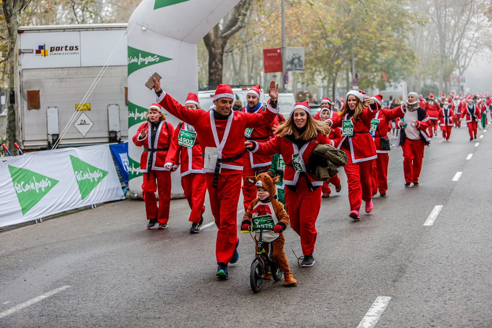 Fotos de la Carrera de El Corte Inglés Papá Noel 2019 – 9