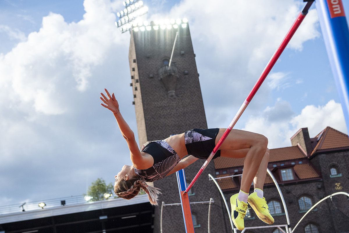 Yaroslava Mahuchikh, ganadora del salto de altura femenino en Estocolmo.