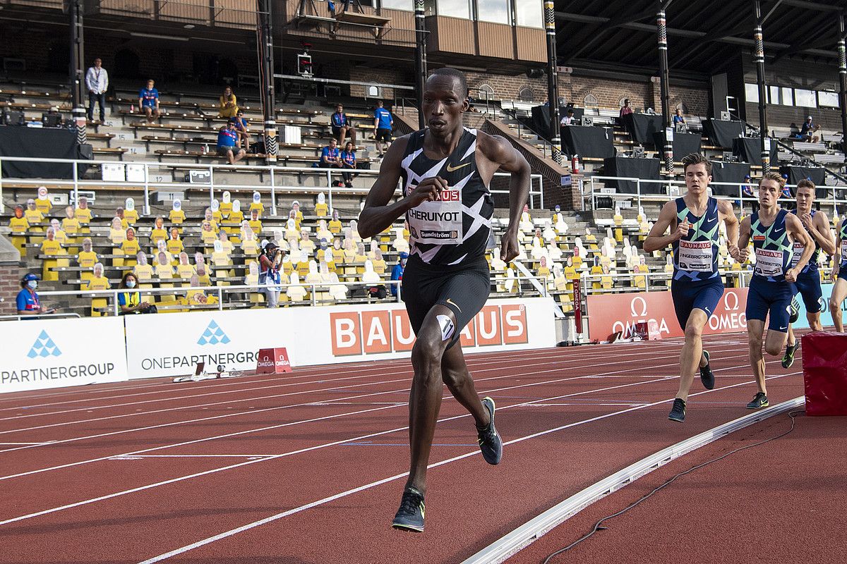 Timothy Cheruiyot sigue siendo el rey de los 1.500 metros.