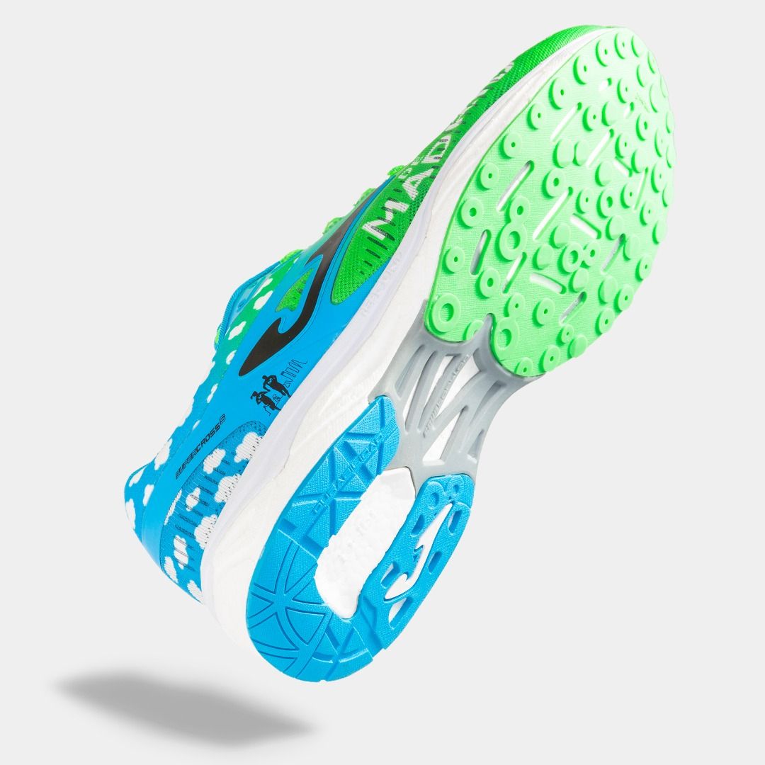 Los dos modelos JOMA edición especial Movistar Medio Maratón de Madrid