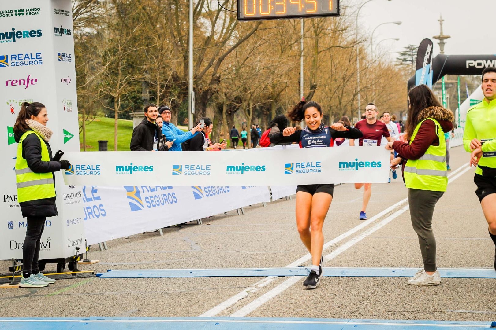 Fotos Carrera por los Huérfanos de la Violencia de Género (META 5K GALERÍA 2)