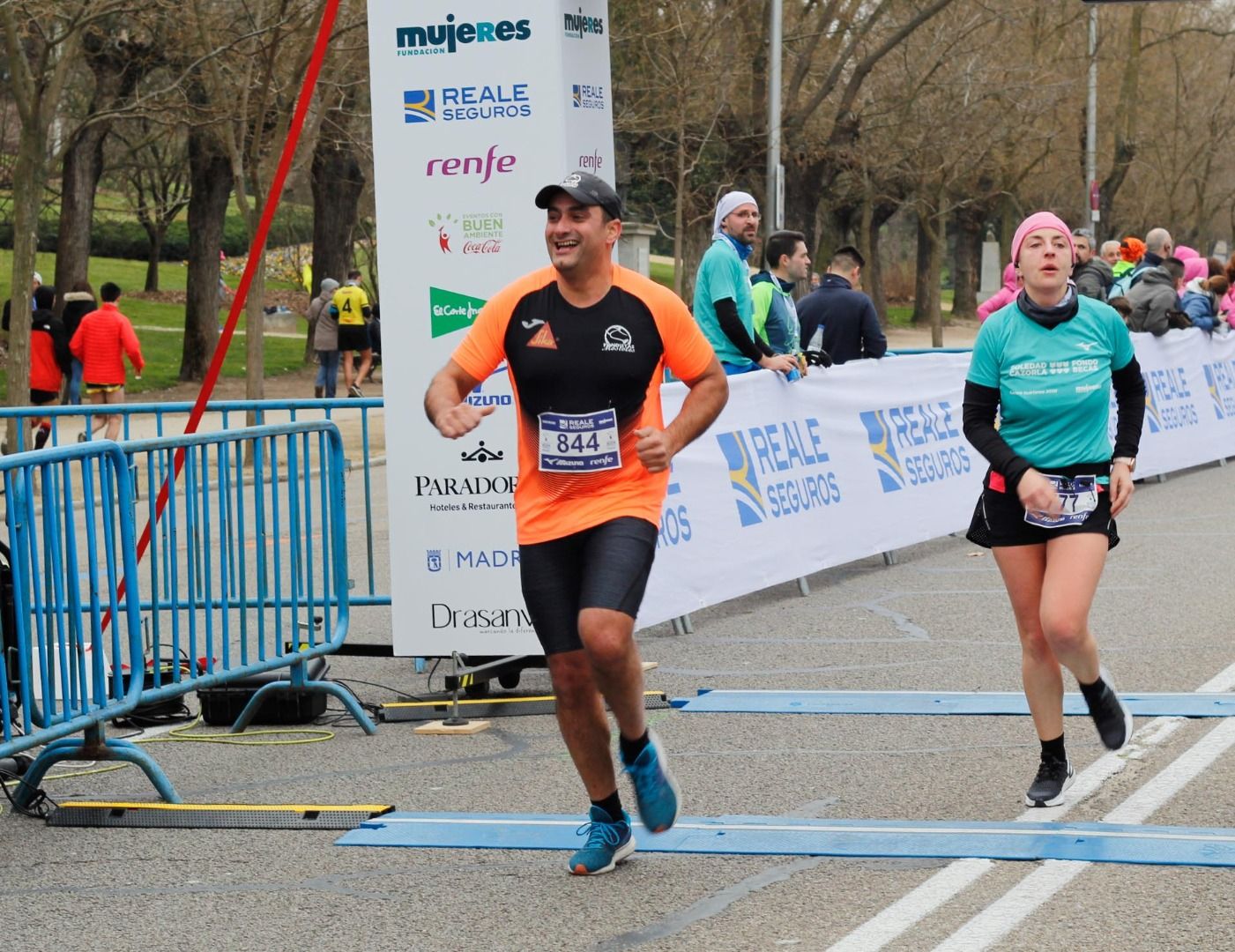 Fotos Carrera por los Huérfanos de la Violencia de Género (META 5K GALERÍA 5)