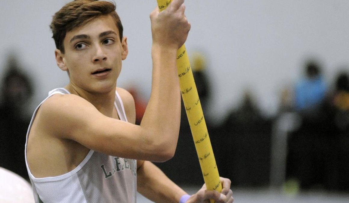 Armand Duplantis en su época colegial | soycorredor.es