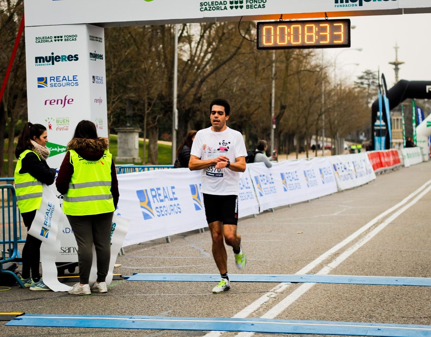 Fotos Carrera por los Huérfanos de la Violencia de Género (LLEGADA 5K GALERÍA 1)