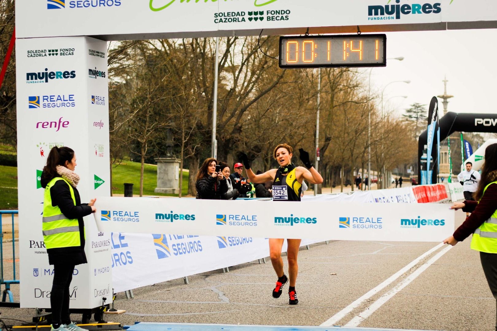 Fotos Carrera por los Huérfanos de la Violencia de Género (LLEGADA 5K GALERÍA 2)