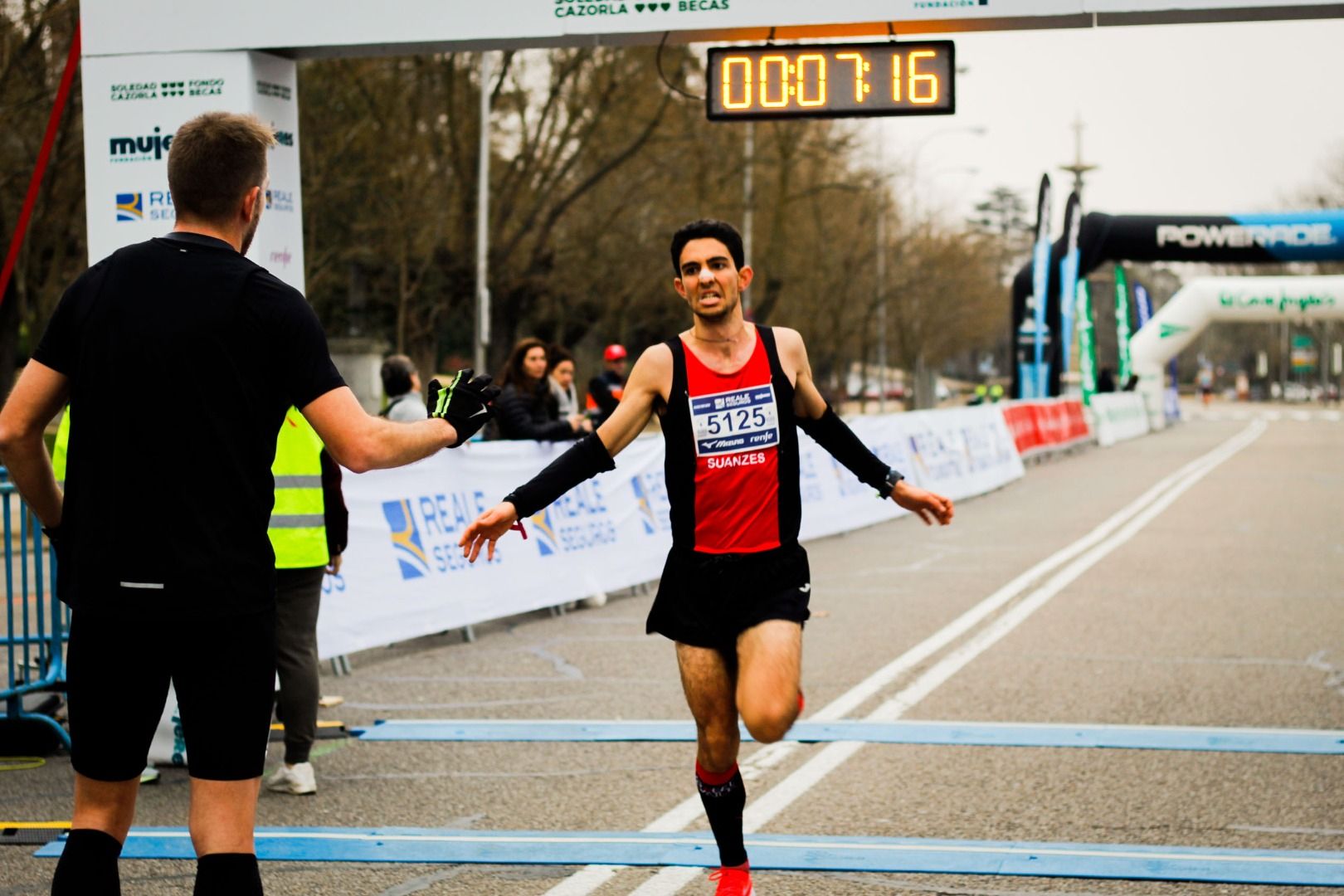 Fotos Carrera por los Huérfanos de la Violencia de Género (LLEGADA 5K GALERÍA 1)