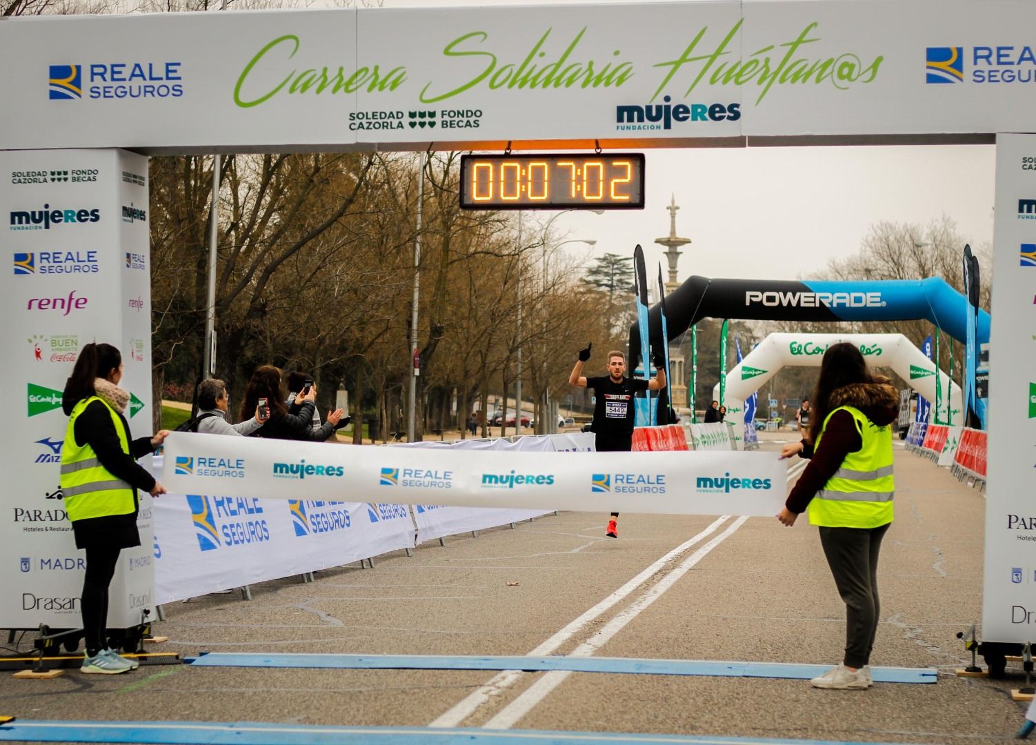 Fotos Carrera por los Huérfanos de la Violencia de Género (LLEGADA 5K GALERÍA 1)