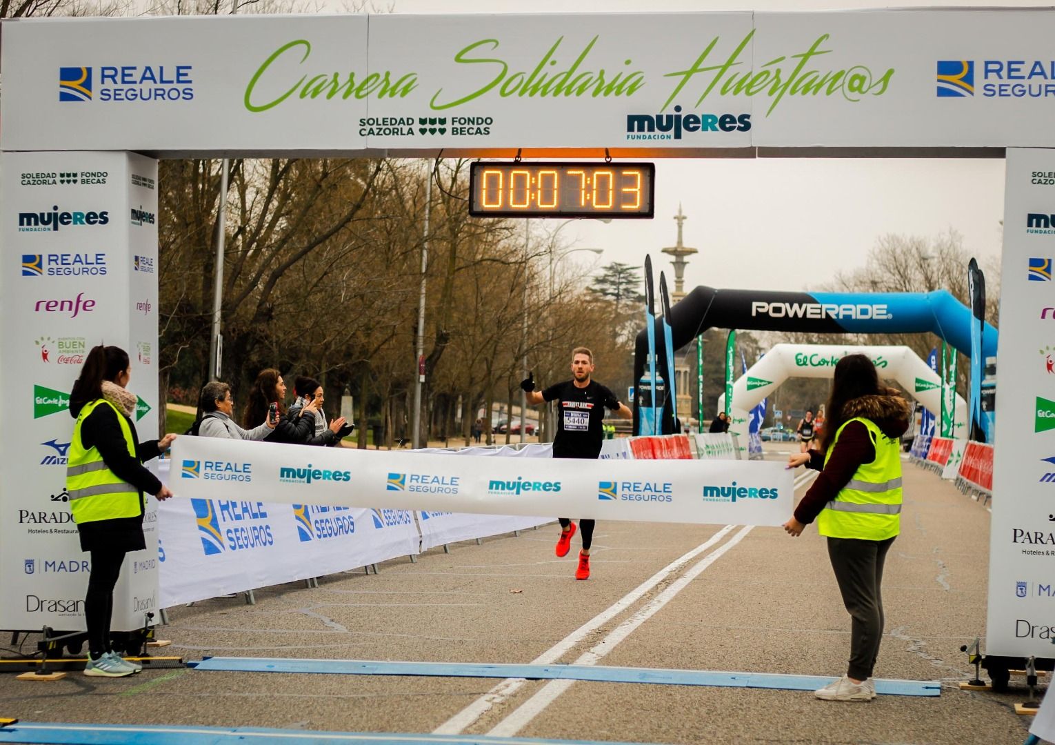 Fotos Carrera por los Huérfanos de la Violencia de Género (LLEGADA 5K GALERÍA 1)