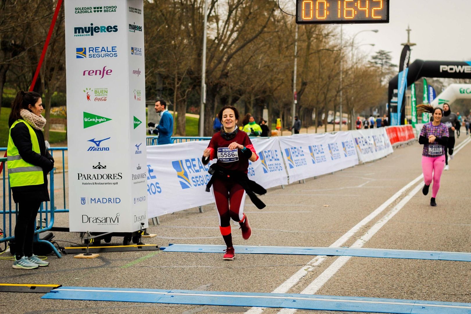 Fotos Carrera por los Huérfanos de la Violencia de Género (LLEGADA 5K GALERÍA 3)