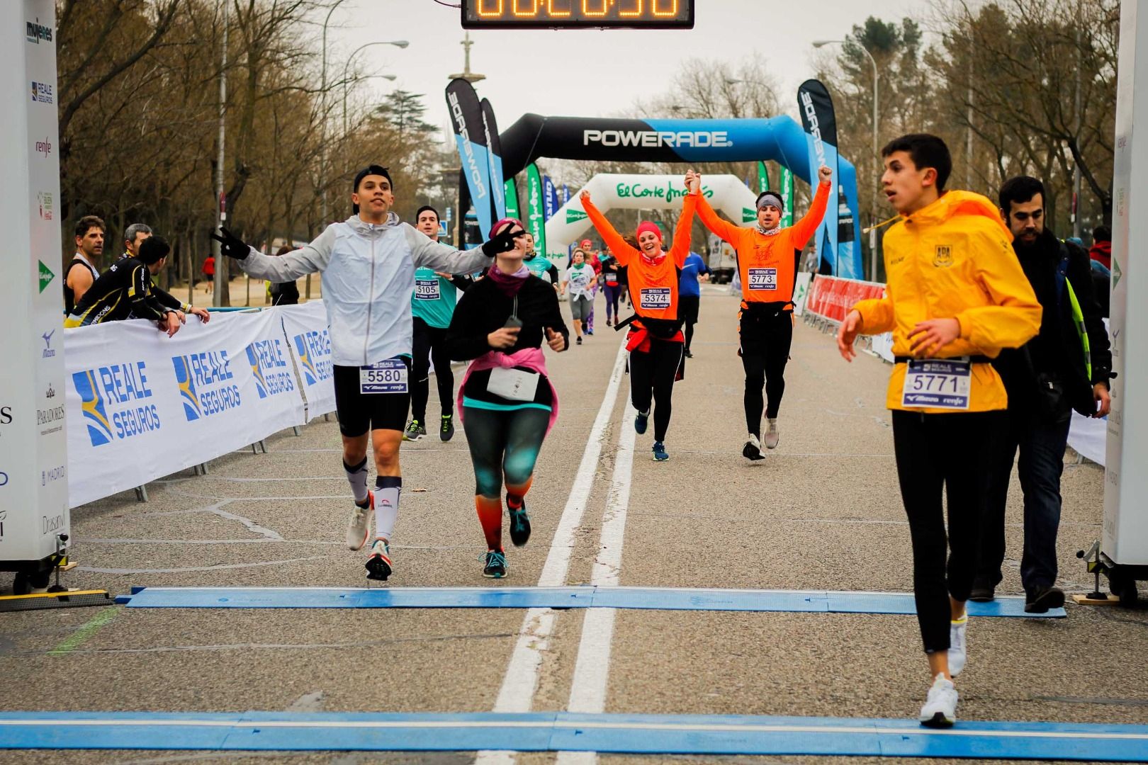 Fotos Carrera por los Huérfanos de la Violencia de Género (LLEGADA 5K GALERÍA 6)