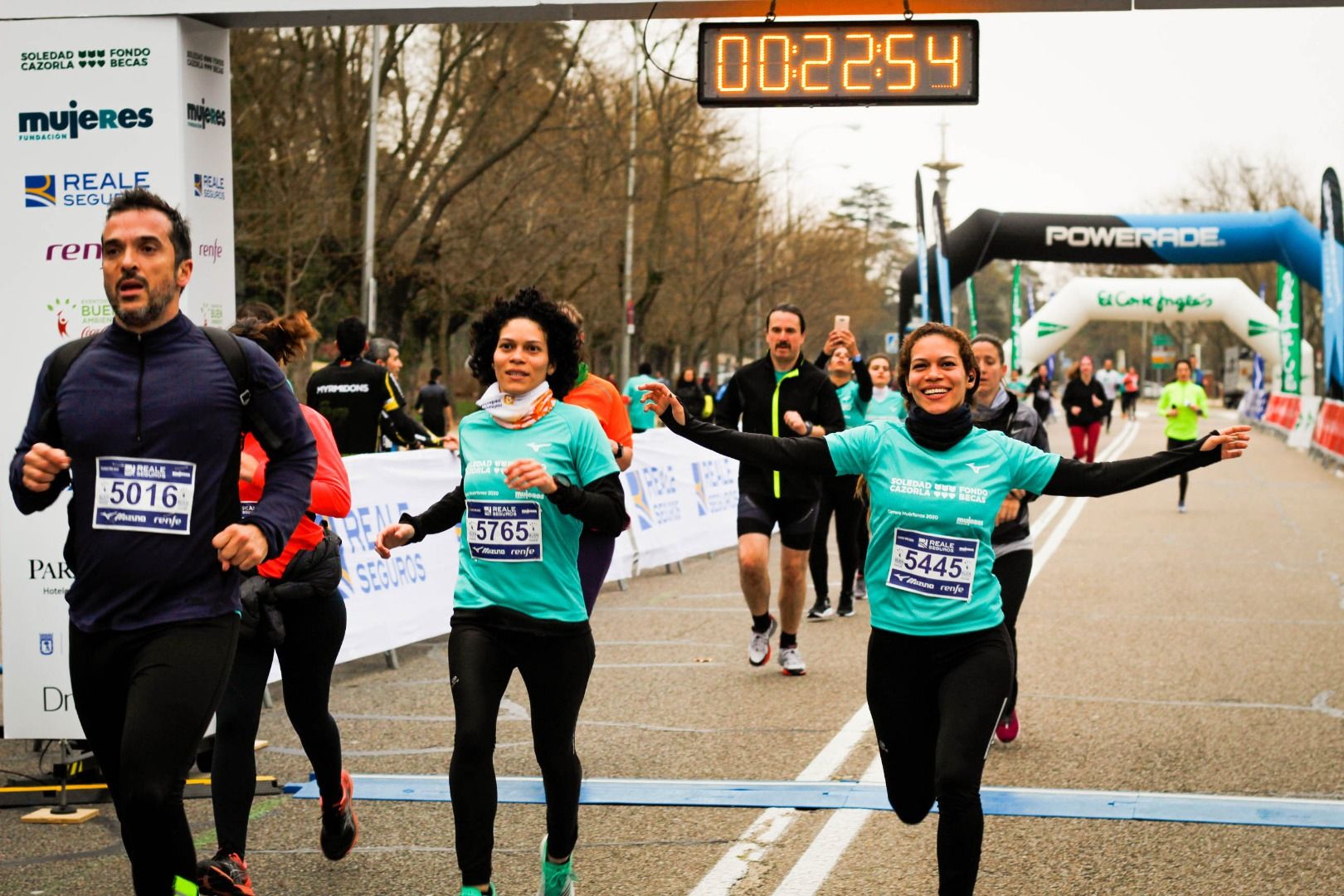 Fotos Carrera por los Huérfanos de la Violencia de Género (LLEGADA 5K GALERÍA 6)