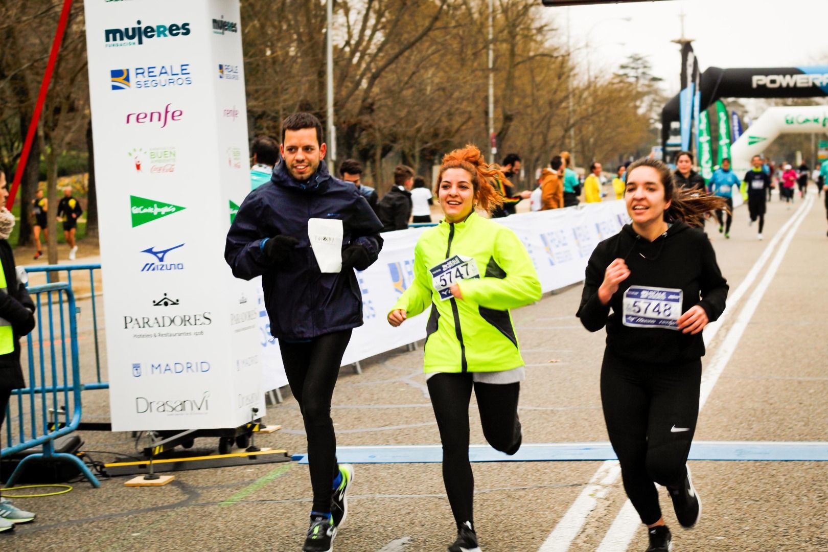 Fotos Carrera por los Huérfanos de la Violencia de Género (LLEGADA 5K GALERÍA 6)