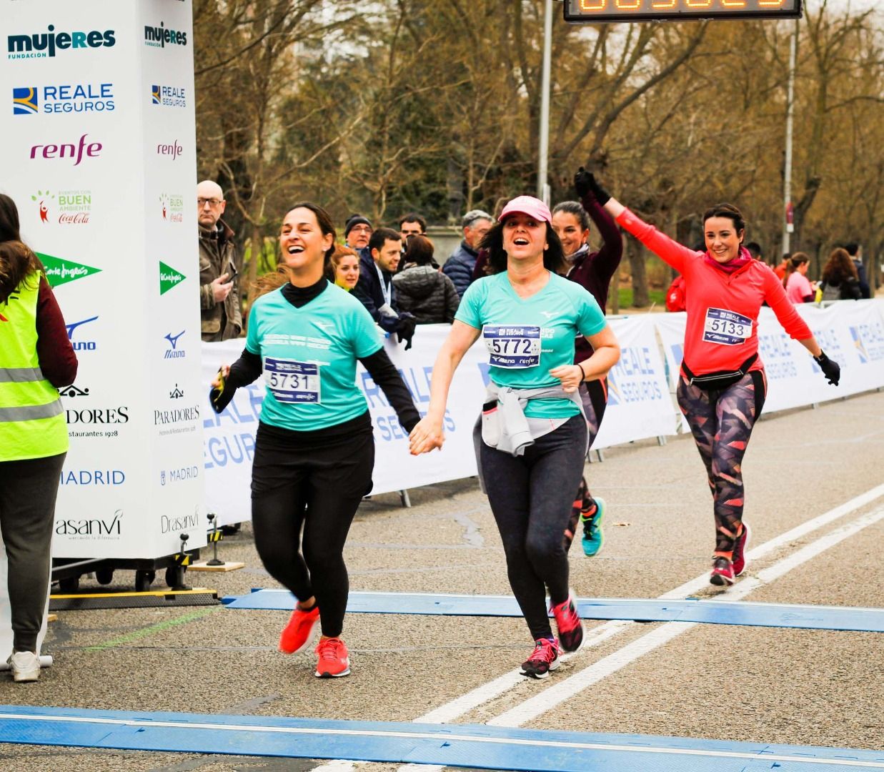 Fotos Carrera por los Huérfanos de la Violencia de Género (LLEGADA 5K GALERÍA 7)