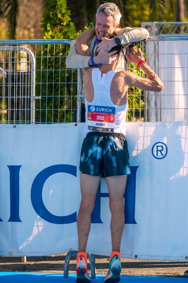 La mejores fotos de Javi Guerra en el Zurich Maratón de Sevilla