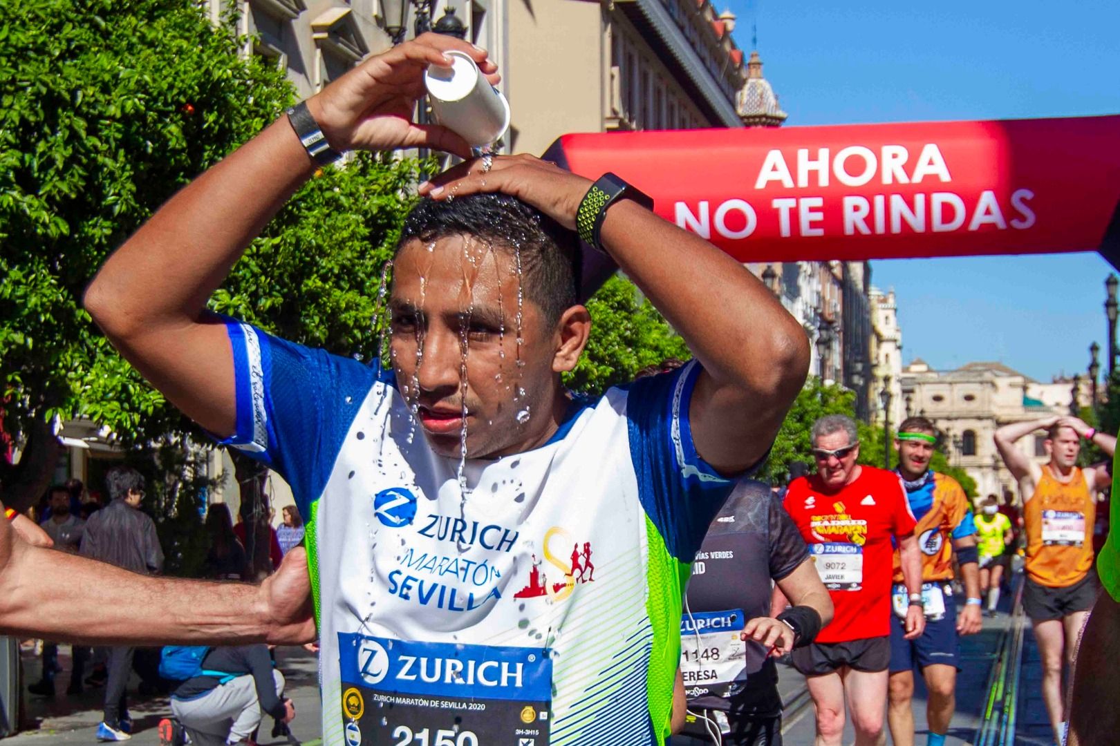 Las mejores fotos del Zurich Maratón de Sevilla (GALERÍA 1)