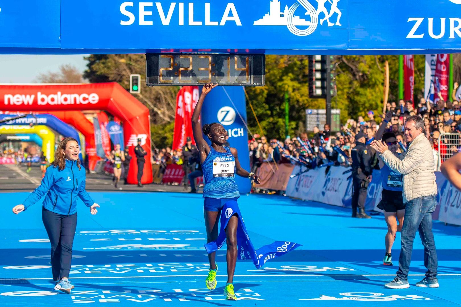 Las mejores fotos del Zurich Maratón de Sevilla (GALERÍA 2)