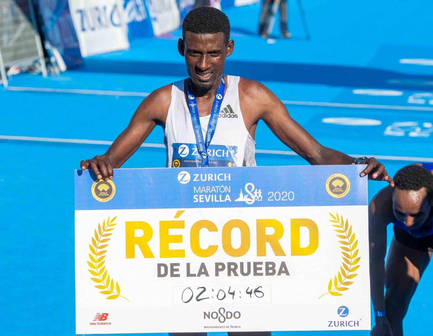 Las mejores fotos del Zurich Maratón de Sevilla (GALERÍA 2)