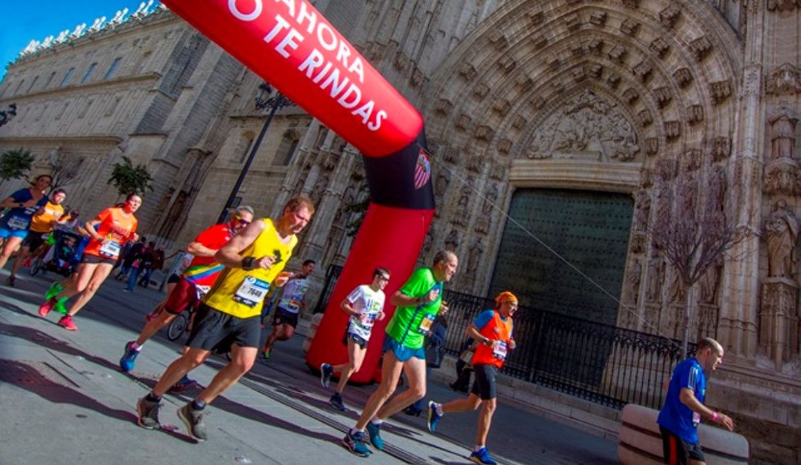 Una imagen del Zurich Maratón de Sevilla 2020 | Juan José Úbeda