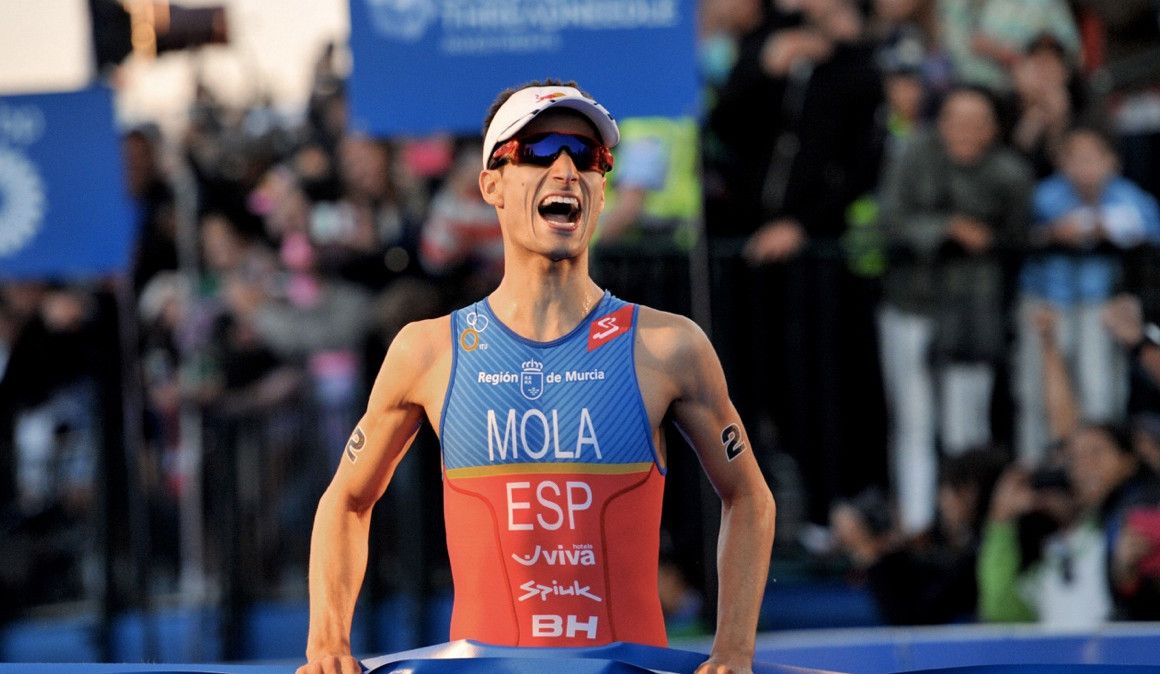 Mario Mola durante una Serie Mundial de Triatlón | triathlon.org