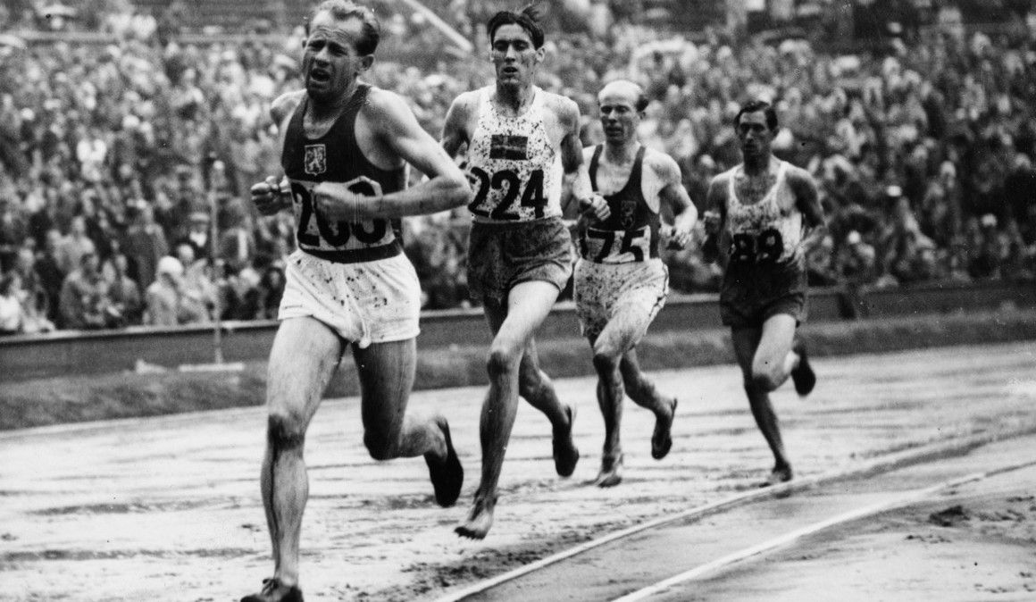 "Corrí mucho antes de aquel primer campeonato checo, en 1945, al que el entrenador Jan Haluza trajo a Zatopek" | soycorredor.es