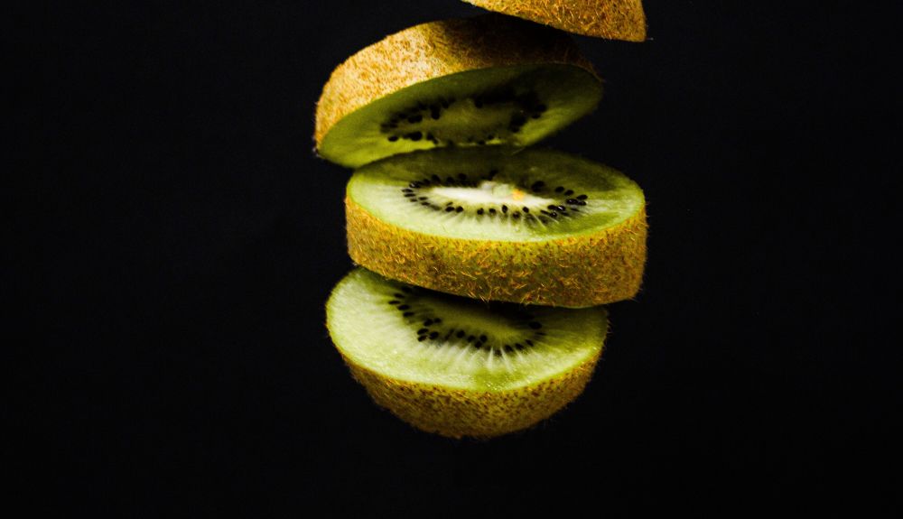 El kiwi es un alimento muy popular y con mucho potasio.