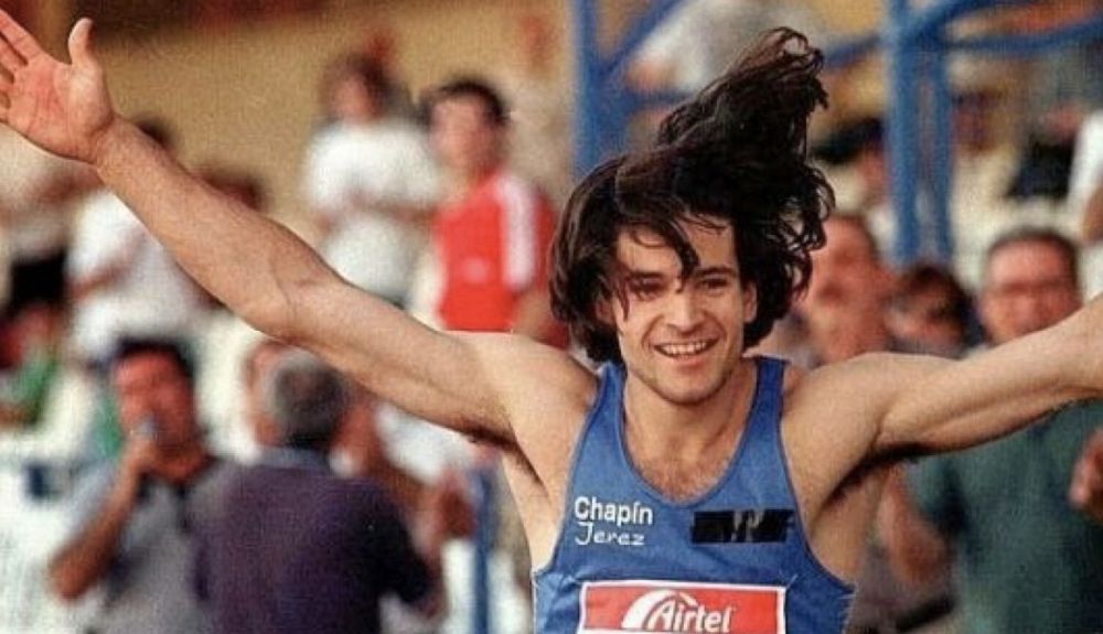 El récord nacional de Yago Lamela es el más valioso de nuestro atletismo junto al de Fermín Cacho. El récord nacional de Yago Lamela es el más valioso de nuestro atletismo junto al de Fermín Cacho.
