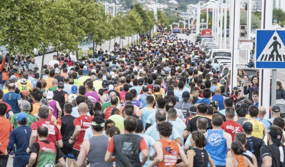 Los 21.097 metros son asequibles a casi cualquier corredor, siempre que sea consciente de que no son un paseo. | EDP Media Maratón de Gijón