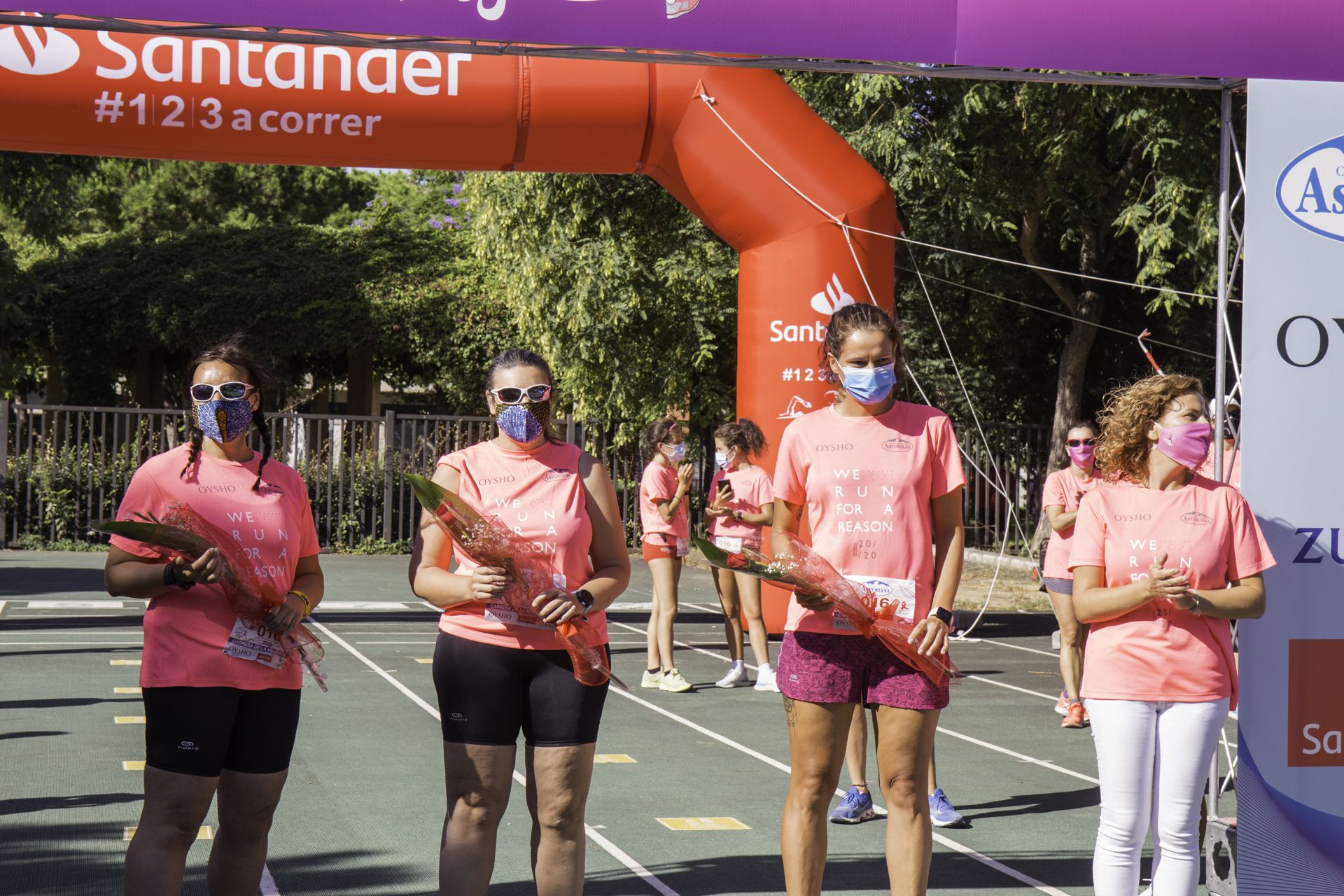 Las mejores fotos de la Carrera de la Mujer Virtual de Valencia 2020 (HOMENAJES)
