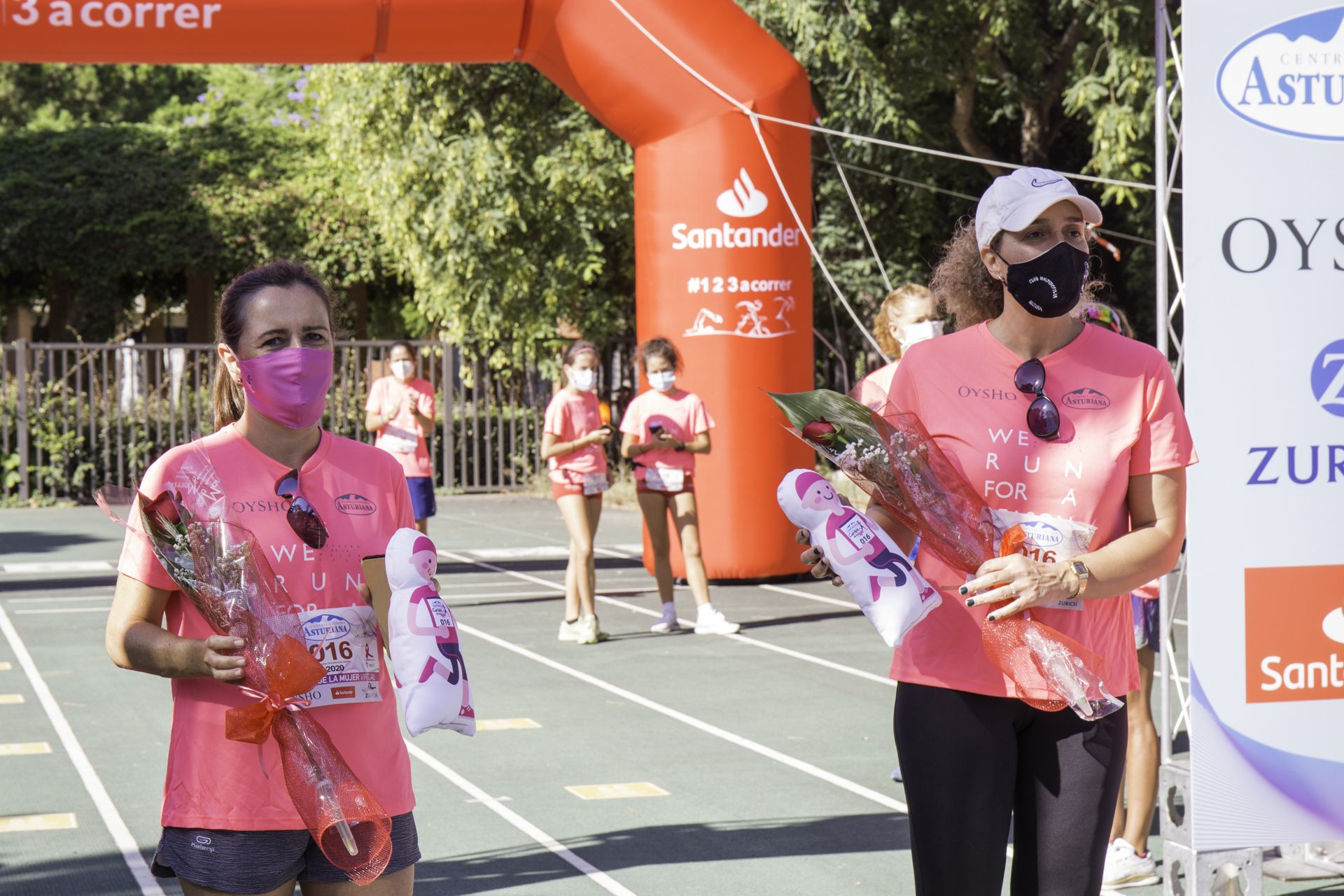 Las mejores fotos de la Carrera de la Mujer Virtual de Valencia 2020 (HOMENAJES)