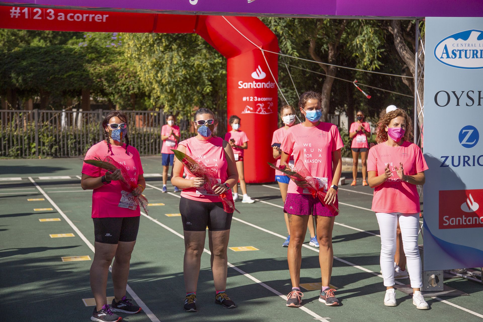 Las mejores fotos de la Carrera de la Mujer Virtual de Valencia 2020 (HOMENAJES)