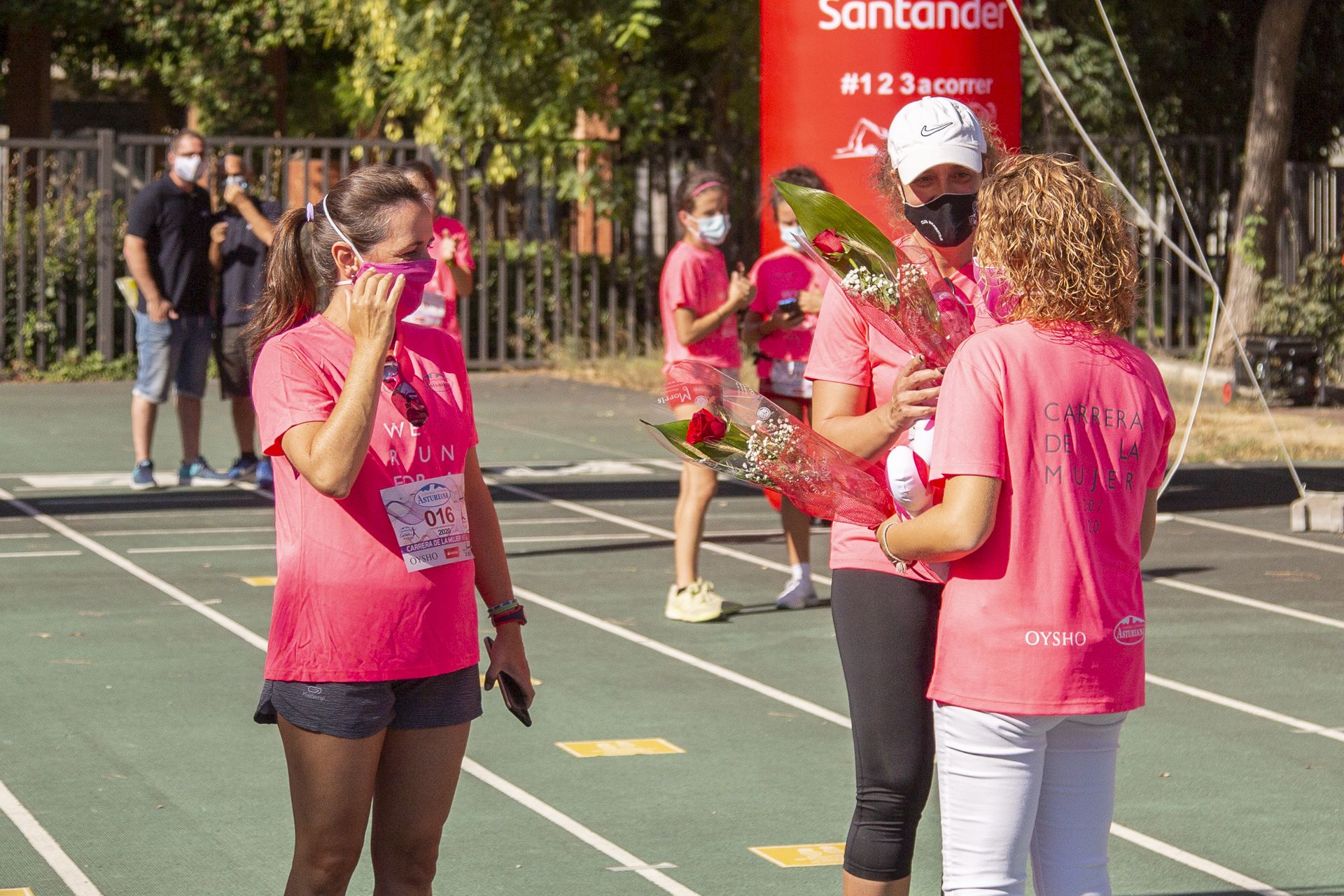 Las mejores fotos de la Carrera de la Mujer Virtual de Valencia 2020 (HOMENAJES)