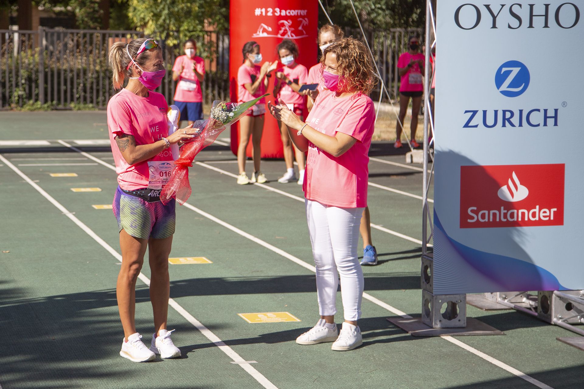 Las mejores fotos de la Carrera de la Mujer Virtual de Valencia 2020 (HOMENAJES)