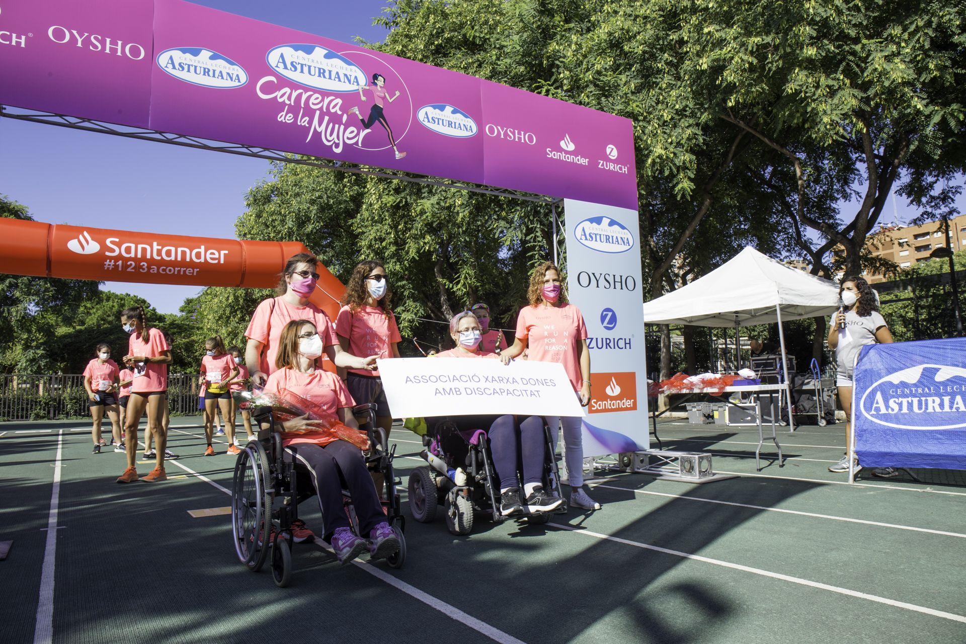 Las mejores fotos de la Carrera de la Mujer Virtual de Valencia 2020 (HOMENAJES)