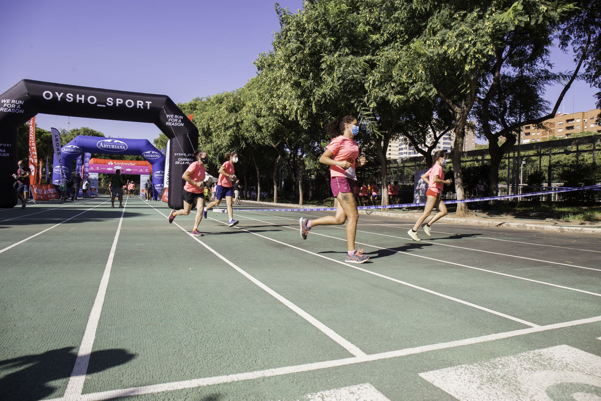Las mejores fotos de la Carrera de la Mujer Virtual de Valencia 2020 (SALIDA)