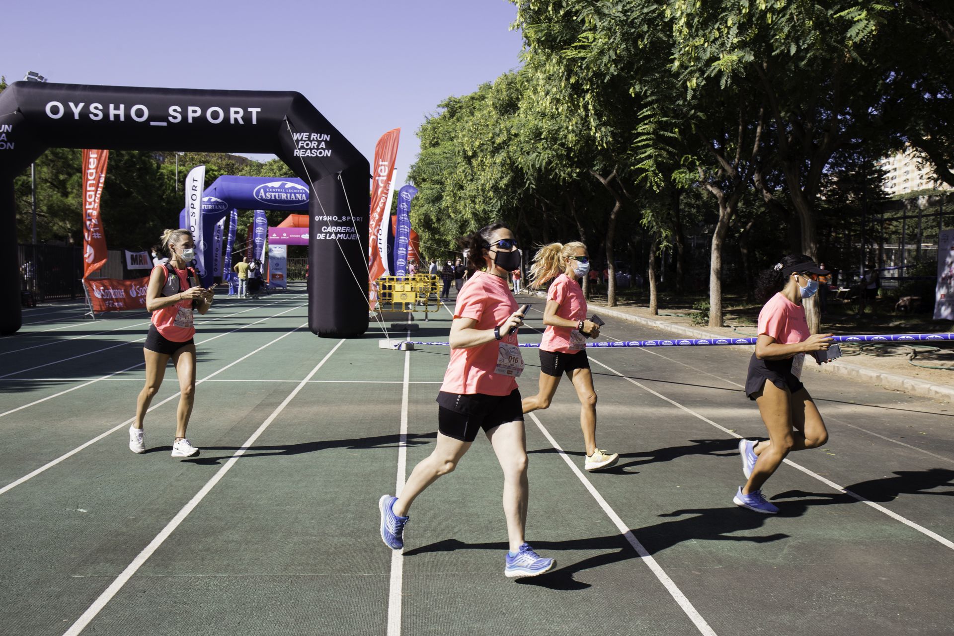 Las mejores fotos de la Carrera de la Mujer Virtual de Valencia 2020 (SALIDA)