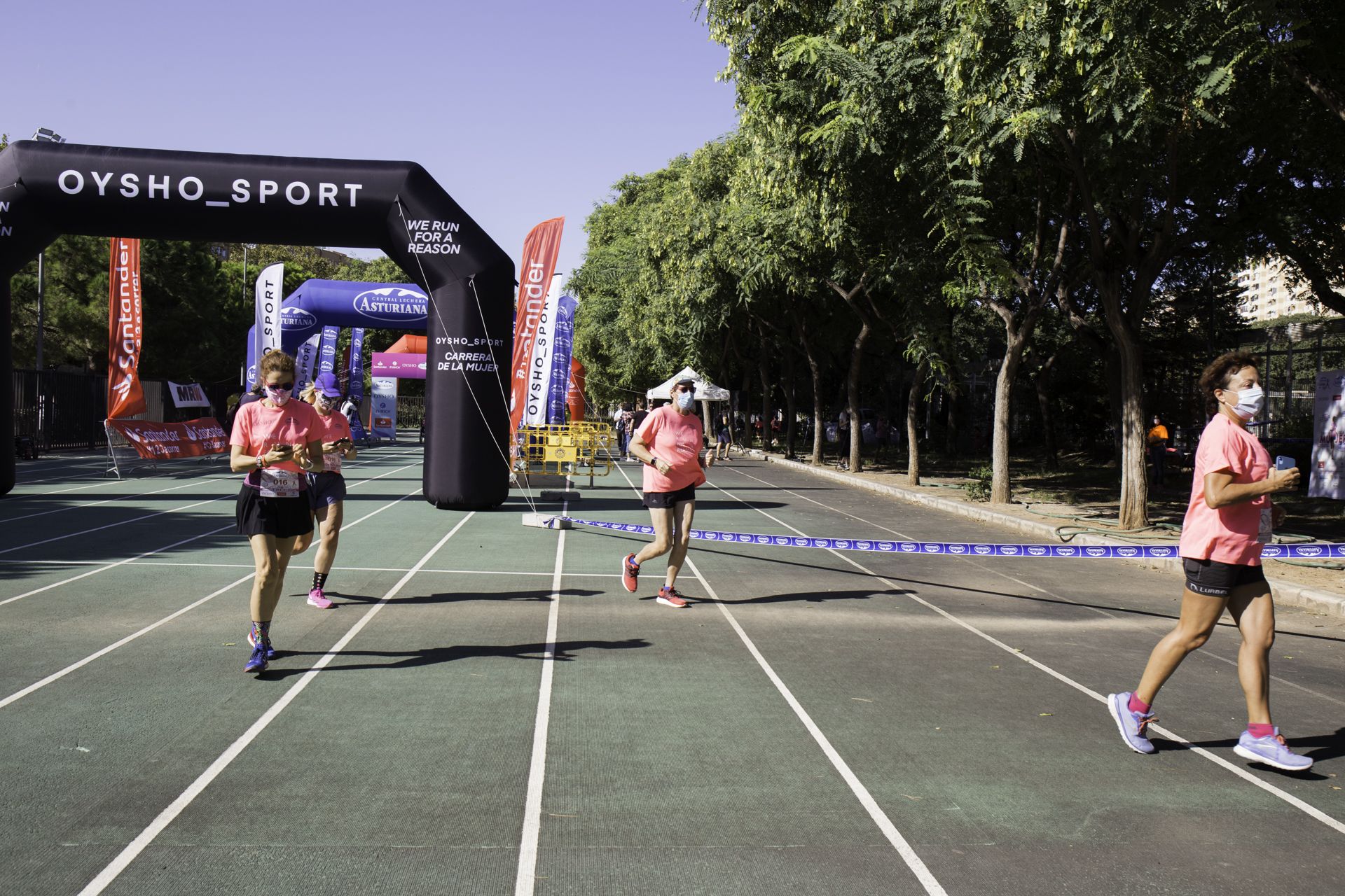 Las mejores fotos de la Carrera de la Mujer Virtual de Valencia 2020 (SALIDA)
