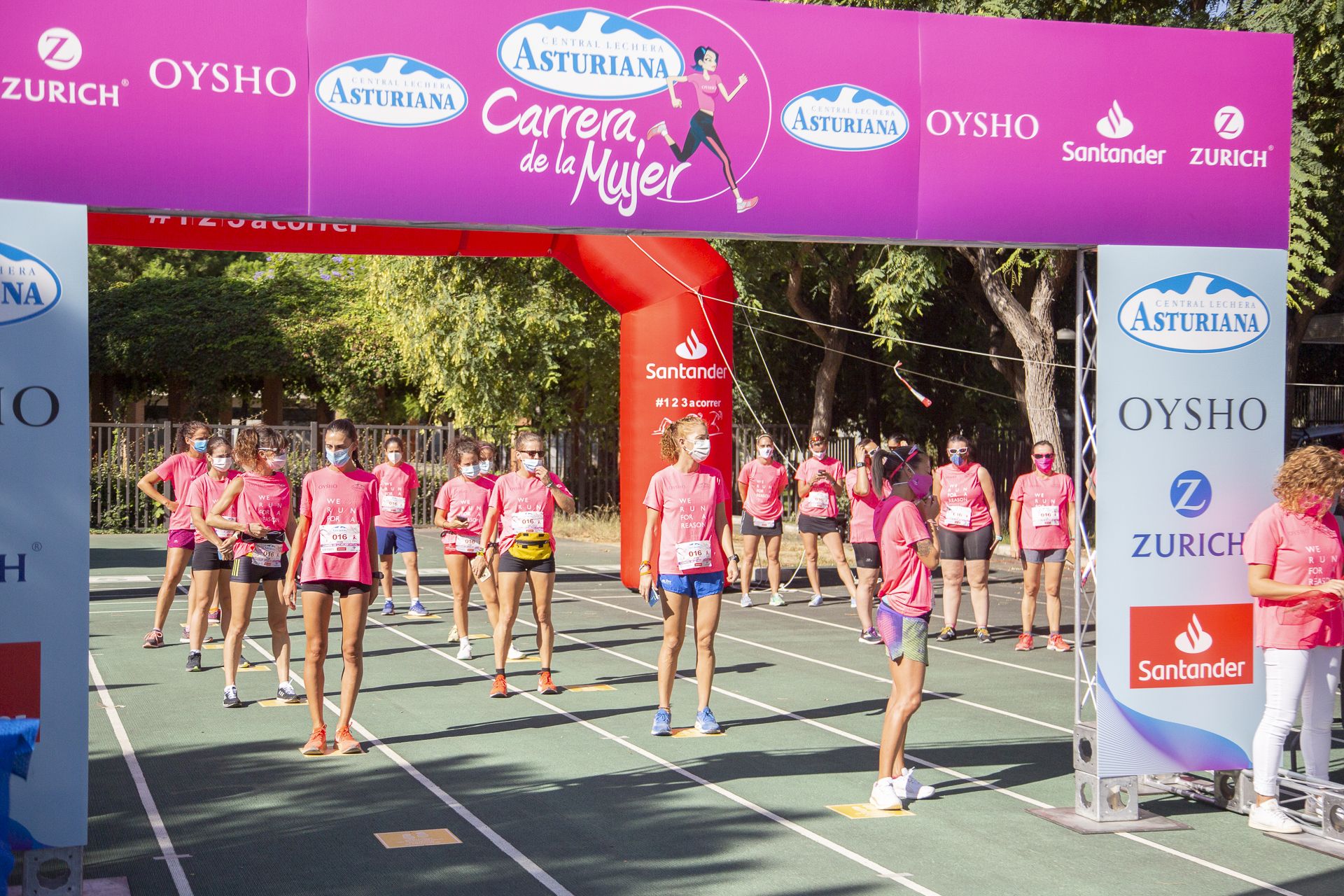 Las mejores fotos de la Carrera de la Mujer Virtual de Valencia 2020 (SALIDA)