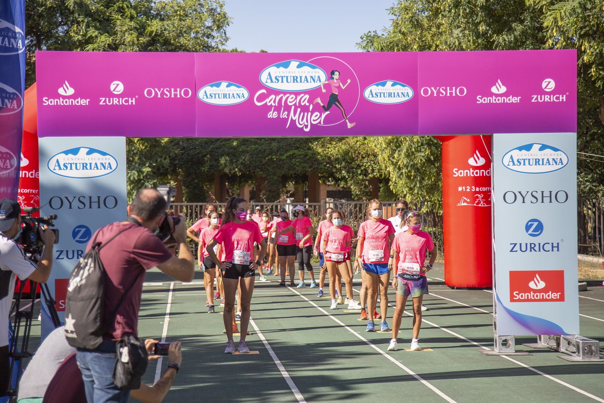 Las mejores fotos de la Carrera de la Mujer Virtual de Valencia 2020 (SALIDA)