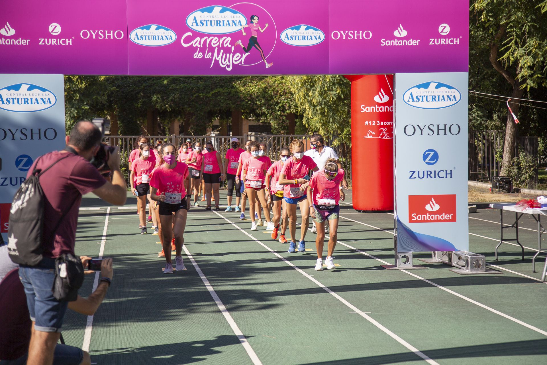 Las mejores fotos de la Carrera de la Mujer Virtual de Valencia 2020 (SALIDA)