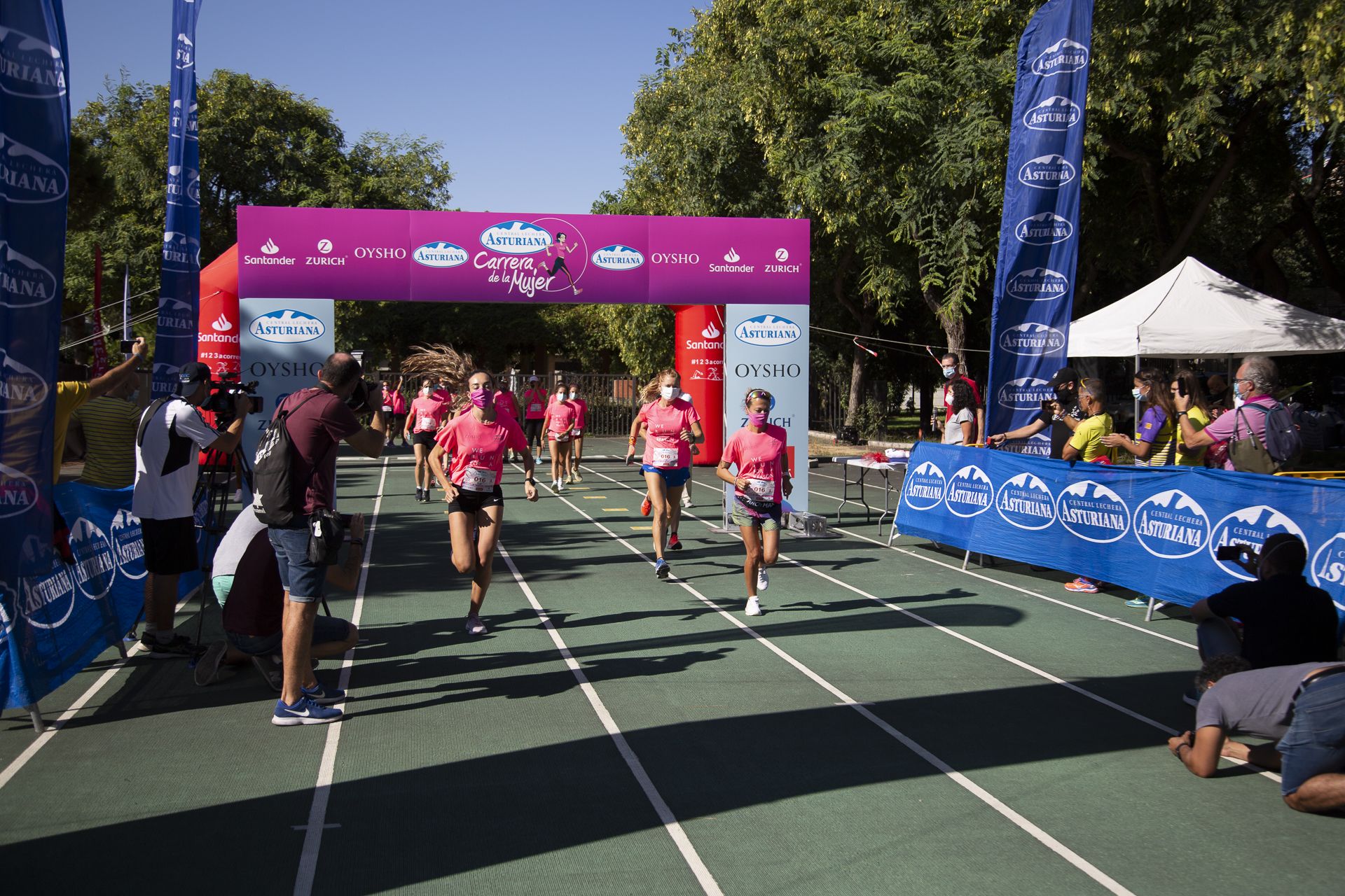 Las mejores fotos de la Carrera de la Mujer Virtual de Valencia 2020 (SALIDA)