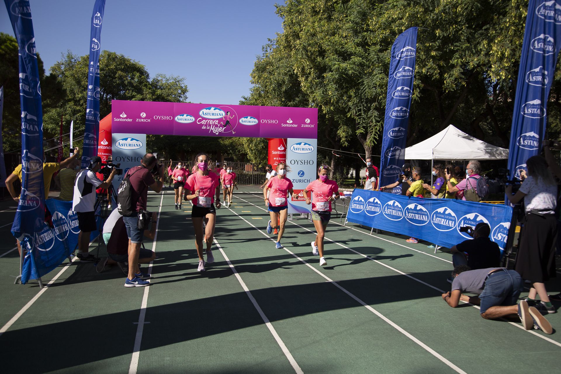 Las mejores fotos de la Carrera de la Mujer Virtual de Valencia 2020 (SALIDA)