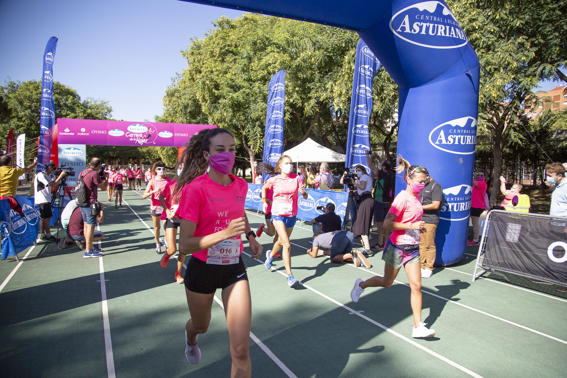 Las mejores fotos de la Carrera de la Mujer Virtual de Valencia 2020 (SALIDA)